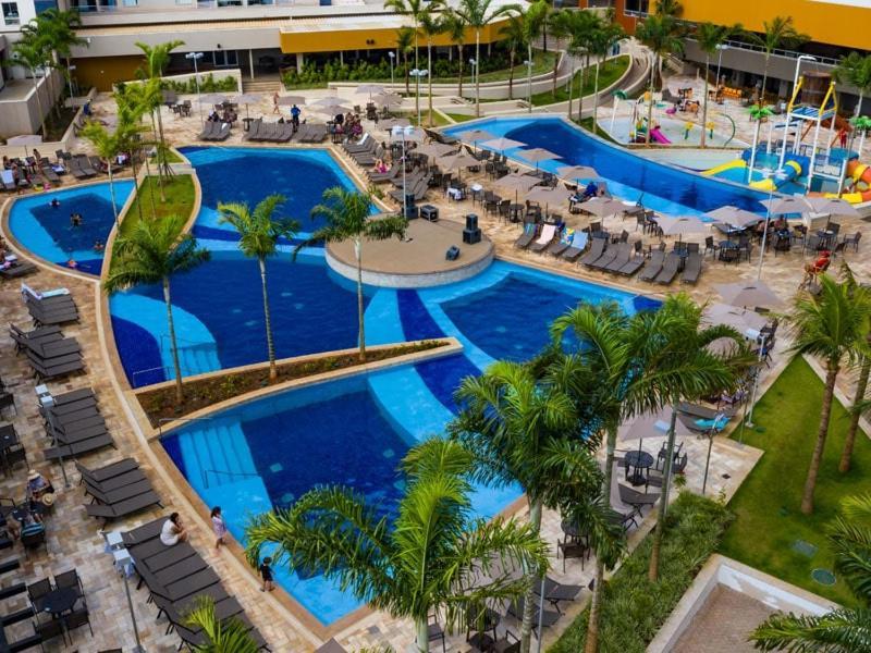 Enjoy Solar das Aguas Park Resort Olimpia Bagian luar foto The swimming pool at the resort